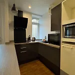 Nice Spacious T2 Near The Chateau De Caen