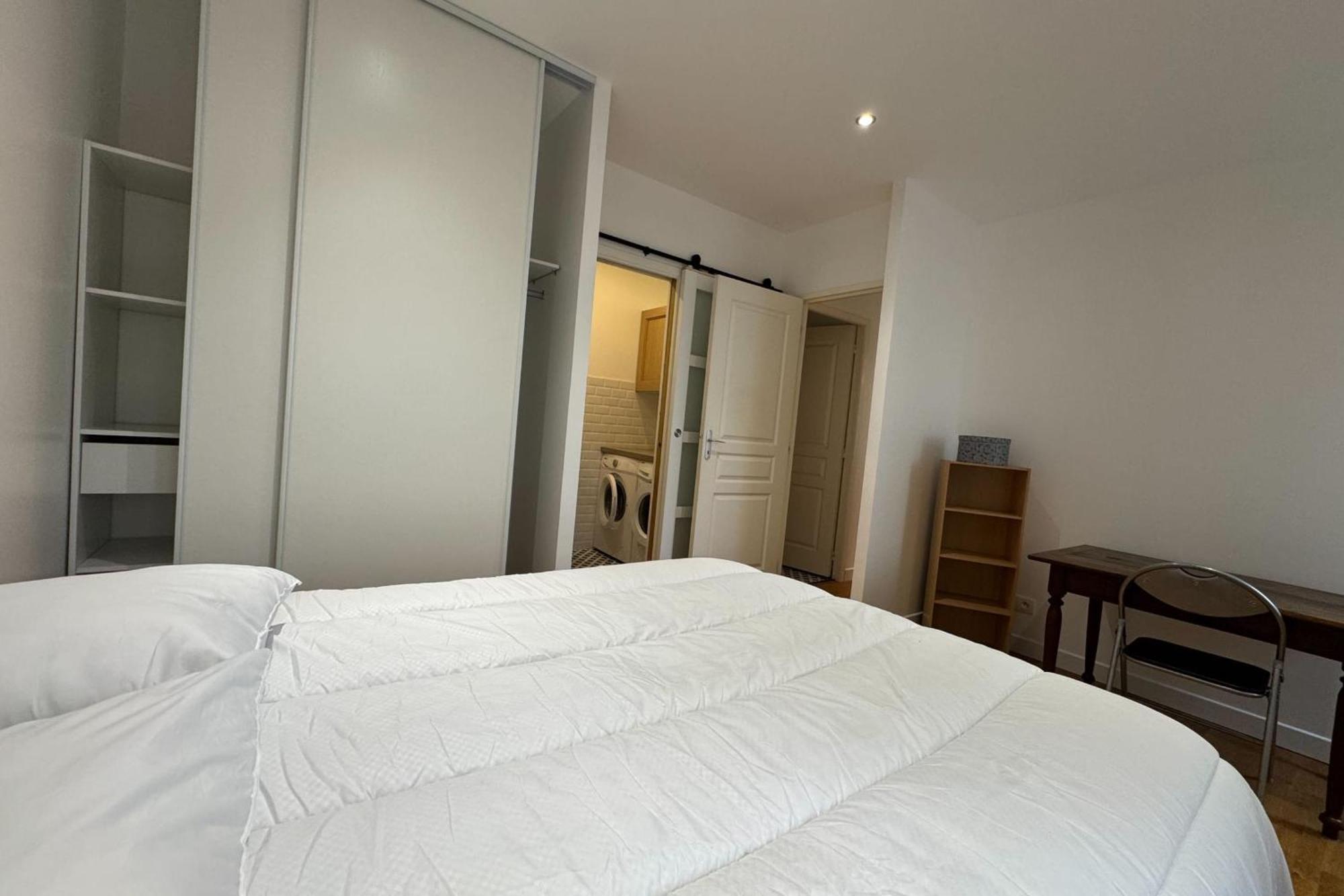 Spacious T2 Near The Chateau De Appartement