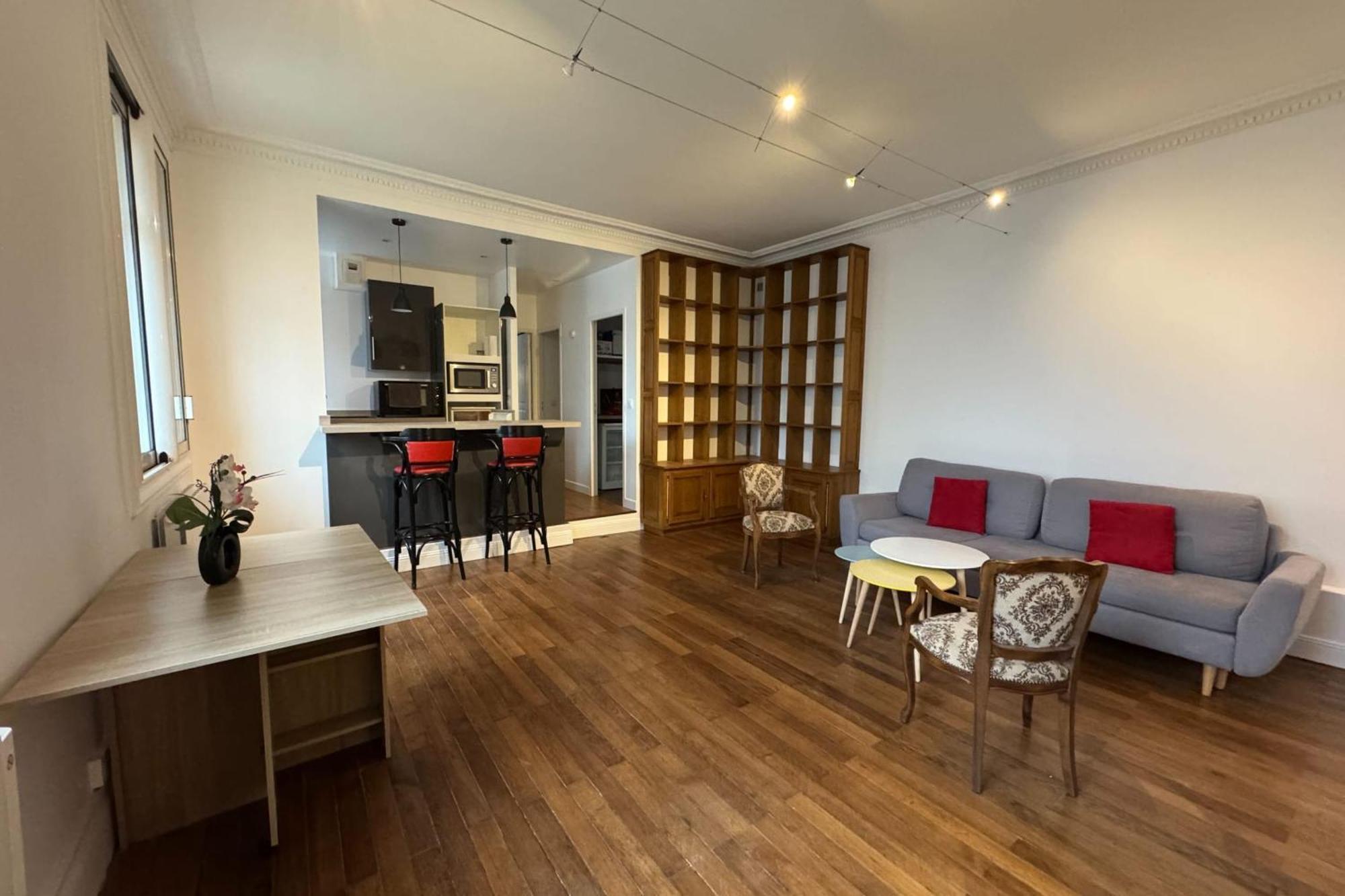 Spacious T2 Near The Chateau De * Caen